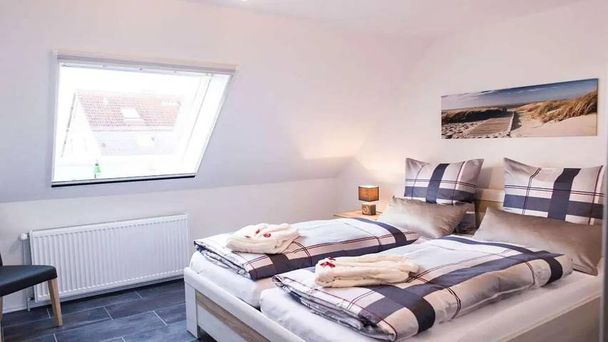 Ferienhaus für 6 Personen, mit Terrasse und Garten sowie Sauna in Norden-Norddeich - 4