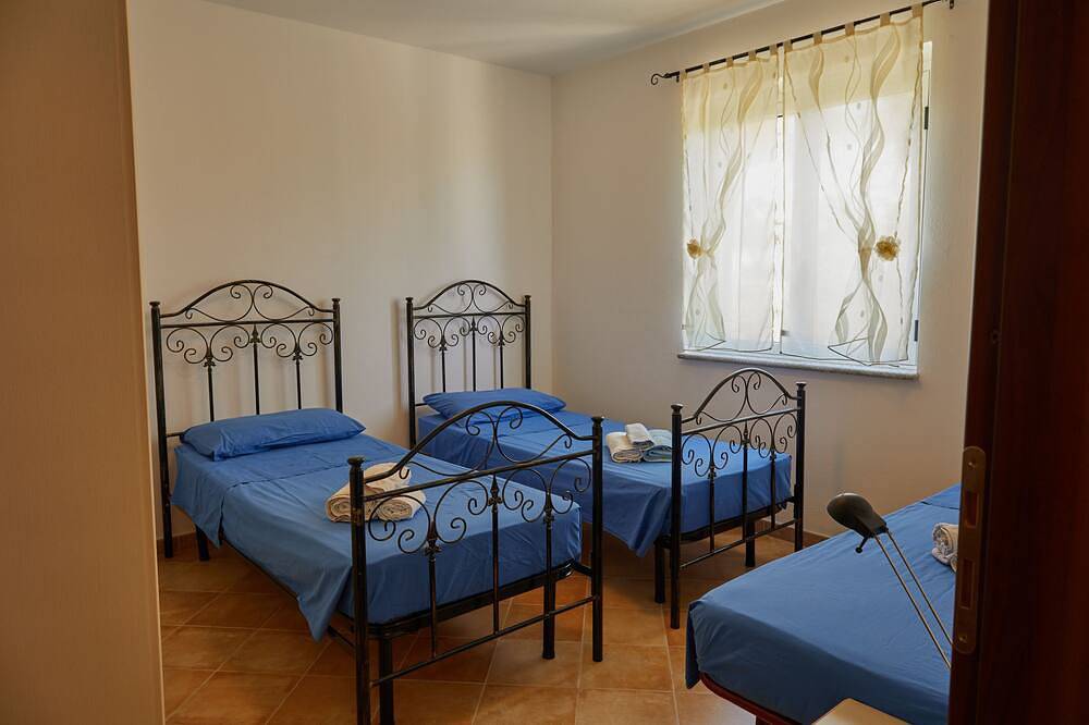 Ganze Wohnung, Badolato Wohnungen: White Beach, Sun. Juni / Juli Angebot 100 Euro / Woche / Person in Badolato, Catanzaro Provinz