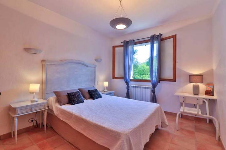 Gîte pour 4 personnes, avec terrasse et jardin à Le Bar-sur-Loup - 3