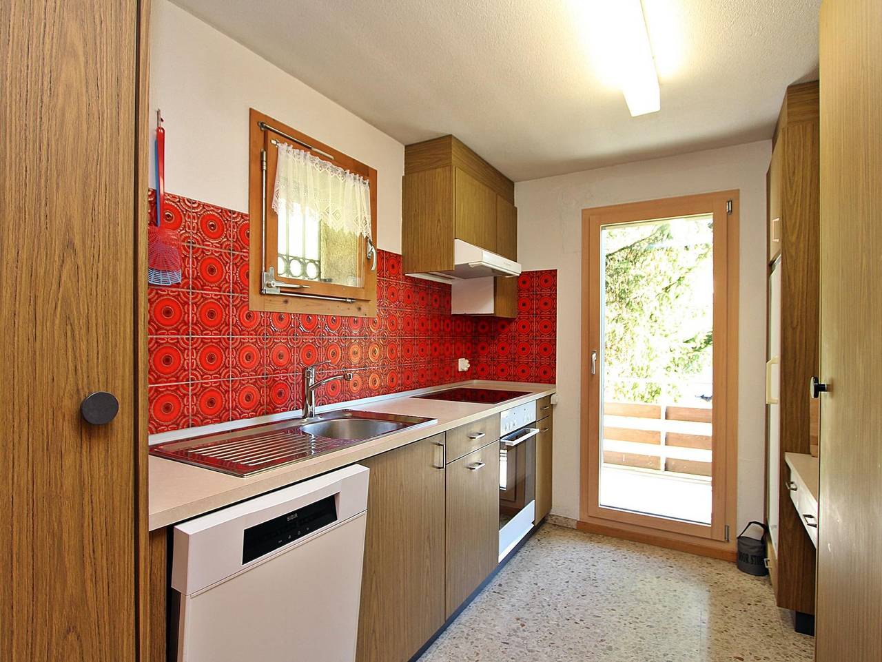 Ganze Ferienwohnung, Alexandra - 4.5 Zimmerwohnung - 6 Betten in Tinzen, Surses