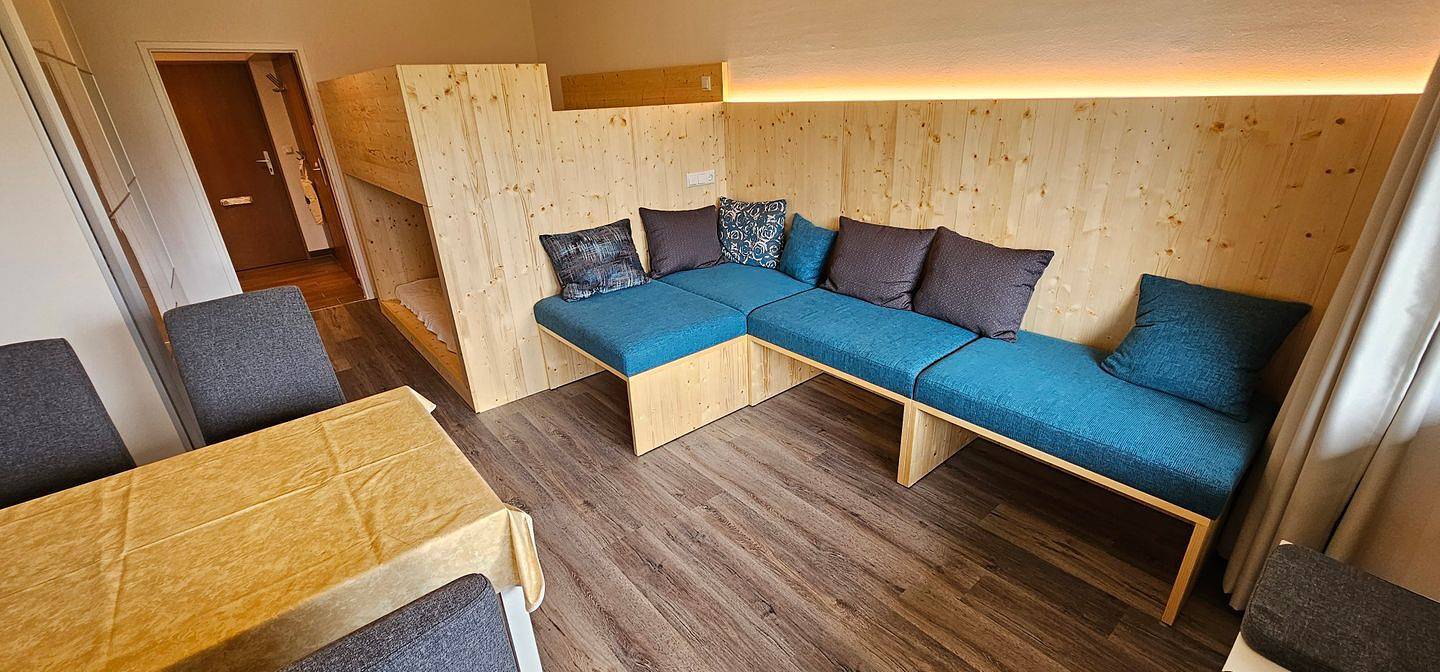 Geheel appartement, Vakantieappartement voor 4 personen met terras in Königsleiten, Pinzgau