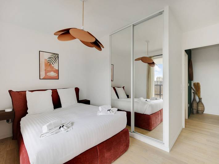 Appartement entier, Magnifique appartement- 3Br/8P-Proche de la Seine in Clichy, Hauts-de-Seine