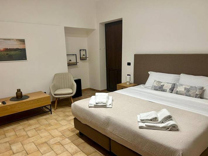 Chambre d’hôte pour 2 personnes, avec jardin et bassin pour enfant ainsi que terrasse et piscine, animaux acceptés à Chiaramonte Gulfi - 4