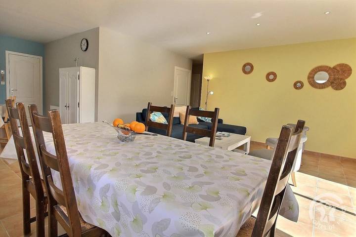 Gîte pour 4 personnes, avec terrasse et jardin à Lannion - 4