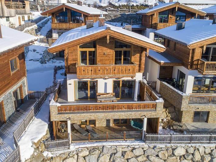 Chalet für 8 Personen, mit Pool und Sauna in Neukirchen am Großvenediger