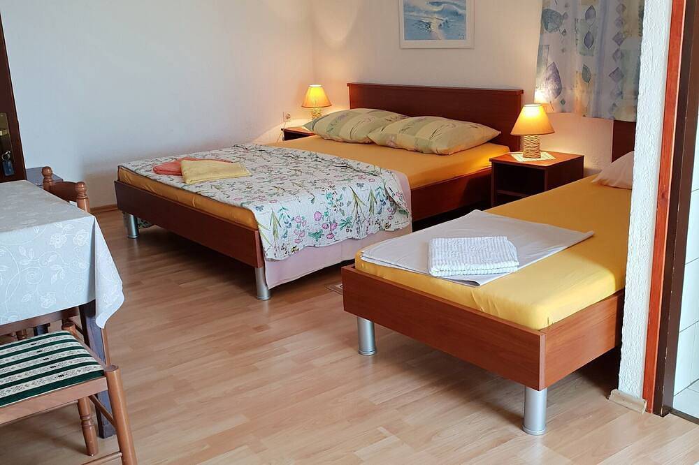 Ganze Wohnung, Ferienwohnungen Hajrudin,, Cunski, hr in Cunski, Lošinj (Kvarner Bucht)