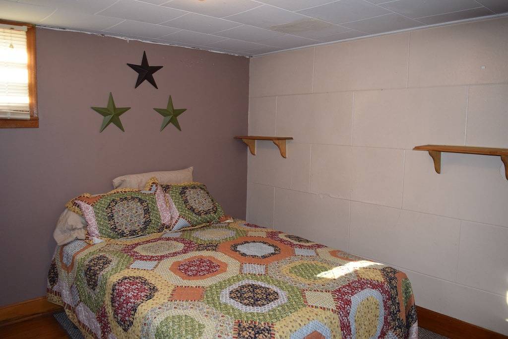 Möbliert und ausgestattet wie ein Extended Stay Hotel - familienfreundlich und tierfreundlich in Ashley, North Dakota