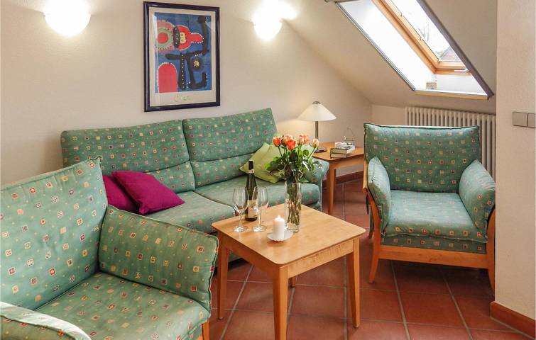 Ferienwohnung für 4 Personen, mit Garten und Terrasse, kinderfreundlich in Mellenthin - 2