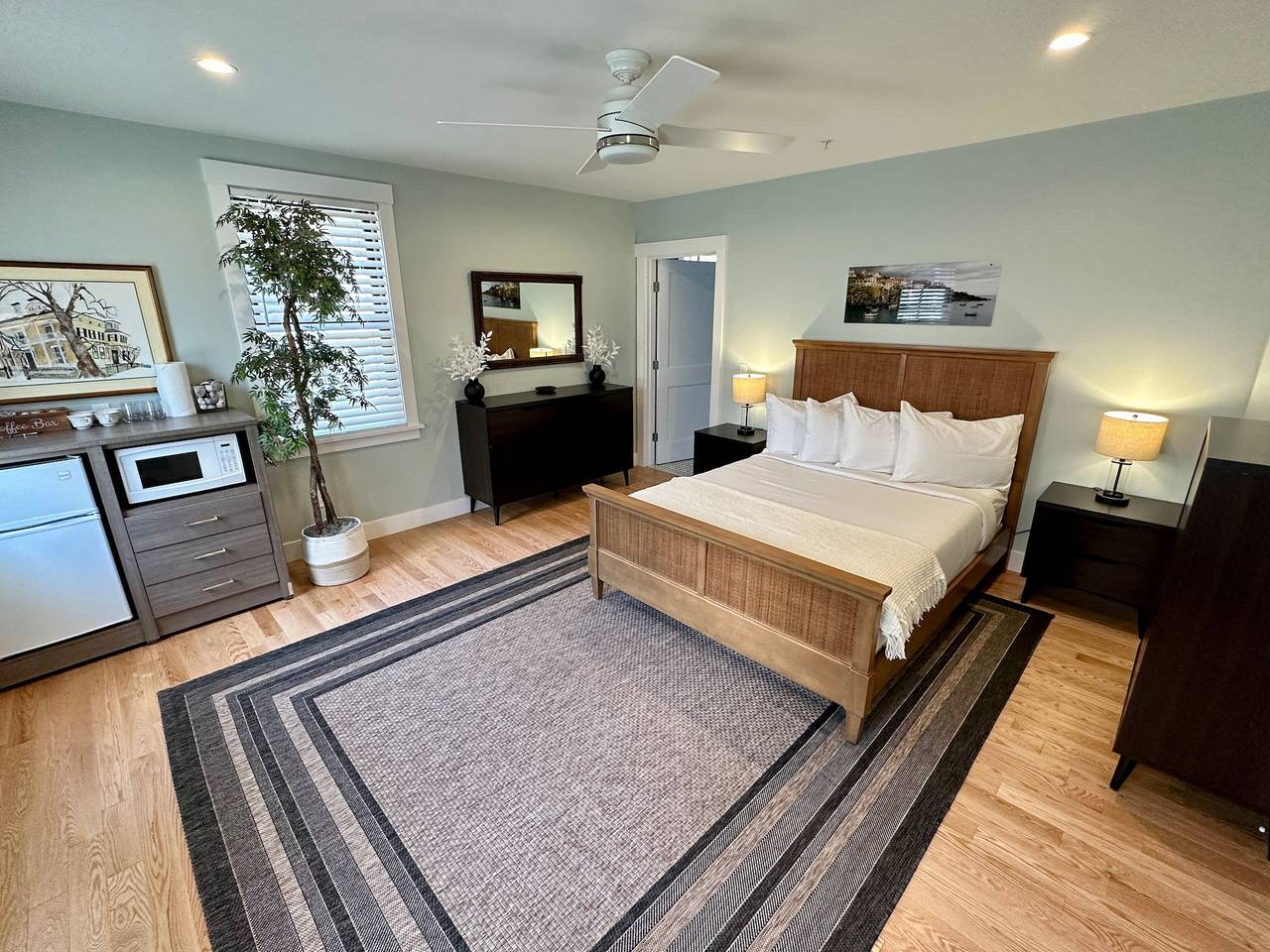 Ganze Wohnung, Beautiful 1 Bed/ 1 Bath/ Parking Downtown Newport in Newport, Newport County