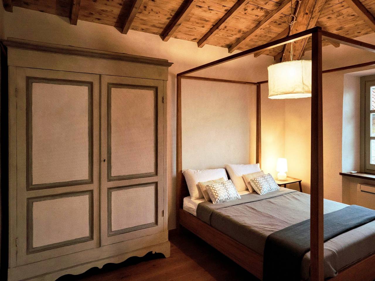 Villa in der Toskana mit Pool & Sportplatz in Poppi, Casentino