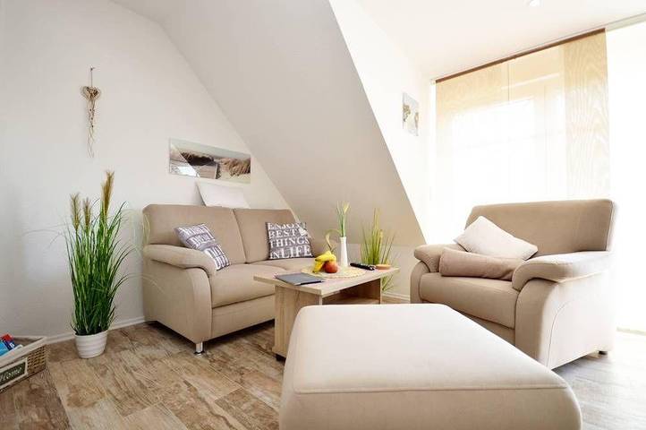 Ferienwohnung für 2 Personen, mit Balkon in Ostfriesland - 2