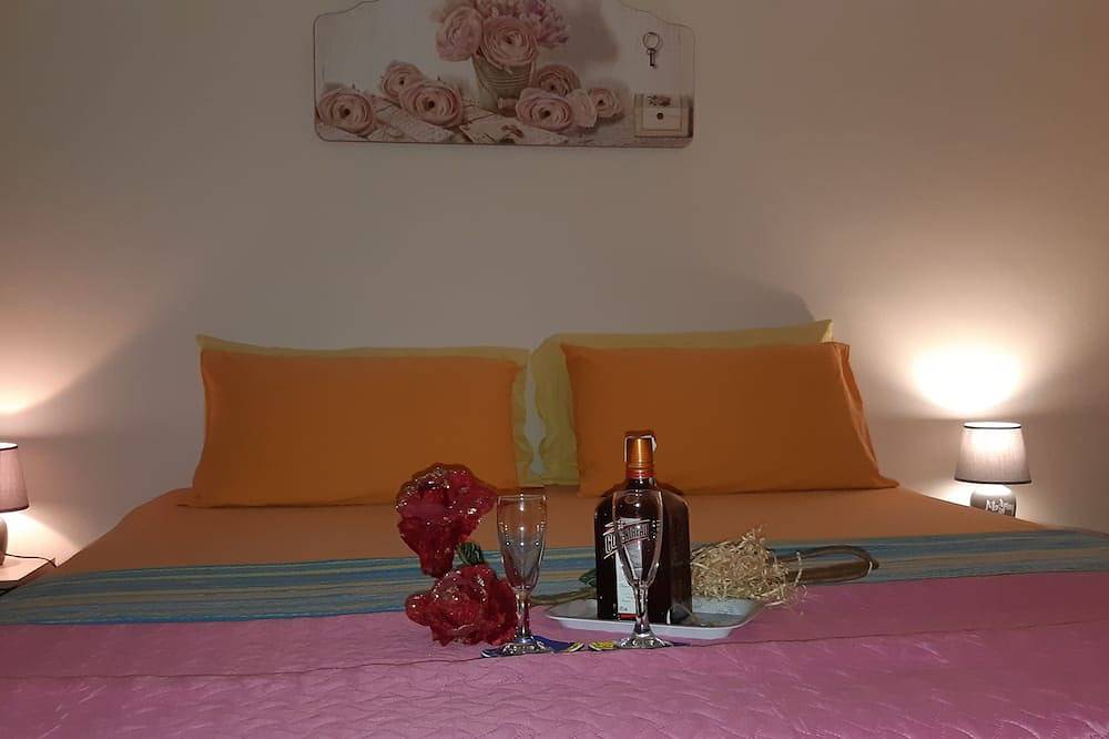 Carini Luxury apartment in the historic center of Carini near the airport and the sea in Carini, Palermo Province
