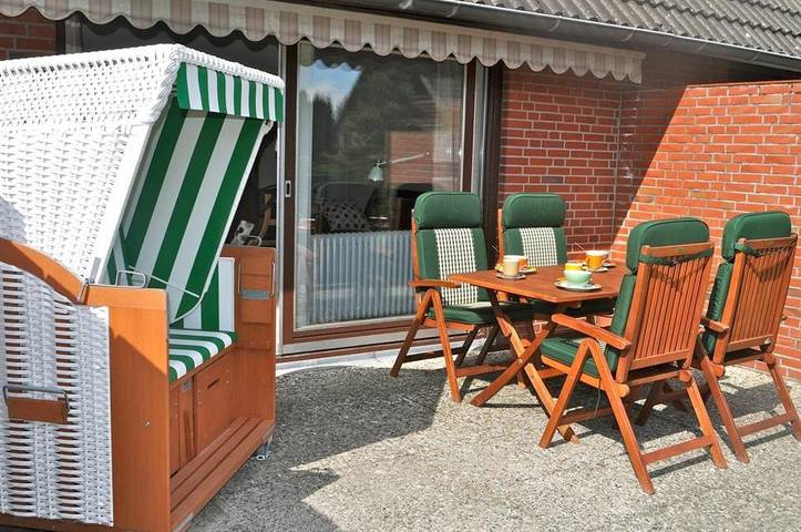 Ferienwohnung für 4 Personen, mit Terrasse und Garten in Tating