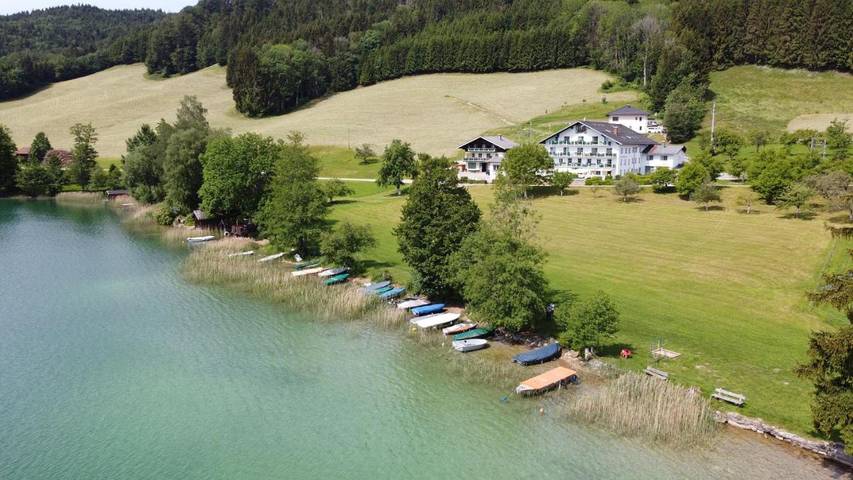 Hotel für 2 Personen, mit Balkon und Terrasse sowie Garten und Sauna in Irrsee - 2