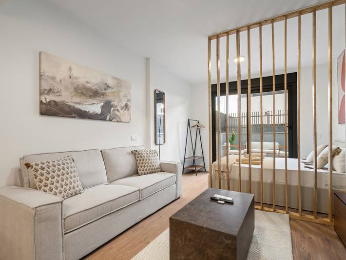Apartamento entero, Apartamento con aire acondicionado para 4 pers. y parking in San Sebastián de los Reyes, Área Metropolitana de Madrid