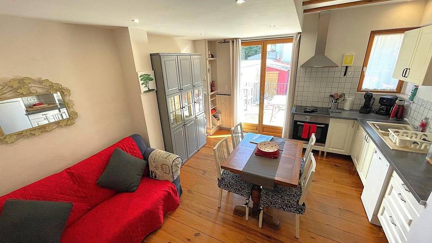 Gîte pour 4 personnes, avec Terrasse et Jardin