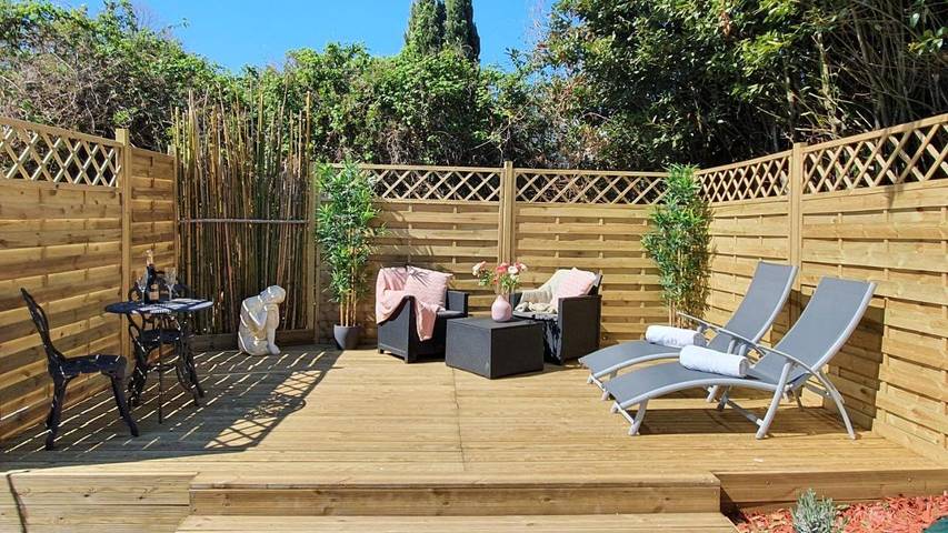 Gîte pour 2 personnes, avec jardin et vue à Épargnes