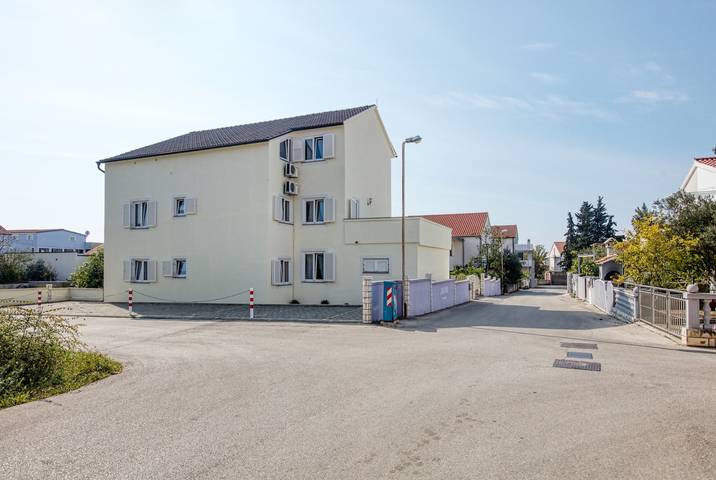 Ferienwohnung für 3 Personen, mit Balkon/Terrasse in Vodice - 4