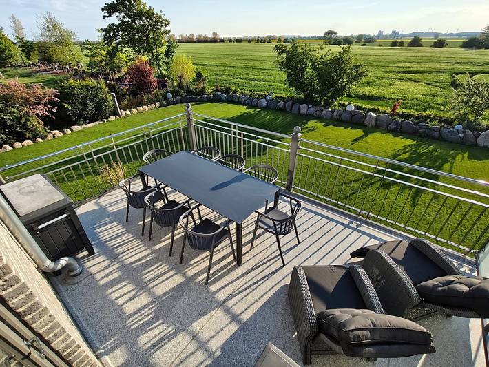 Ferienwohnung für 8 Personen, mit Ausblick und Balkon in Sahrensdorf - 2