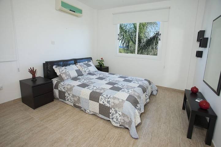 Vacation rental for 10 people in South Cyprus