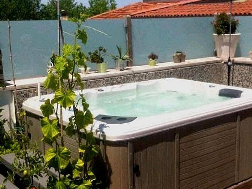 Appartement entier, Cn004 - Cesenatico, nuovo attico con terrazza e vasca idromassaggio in Gatteo A Mare, Cesenatico