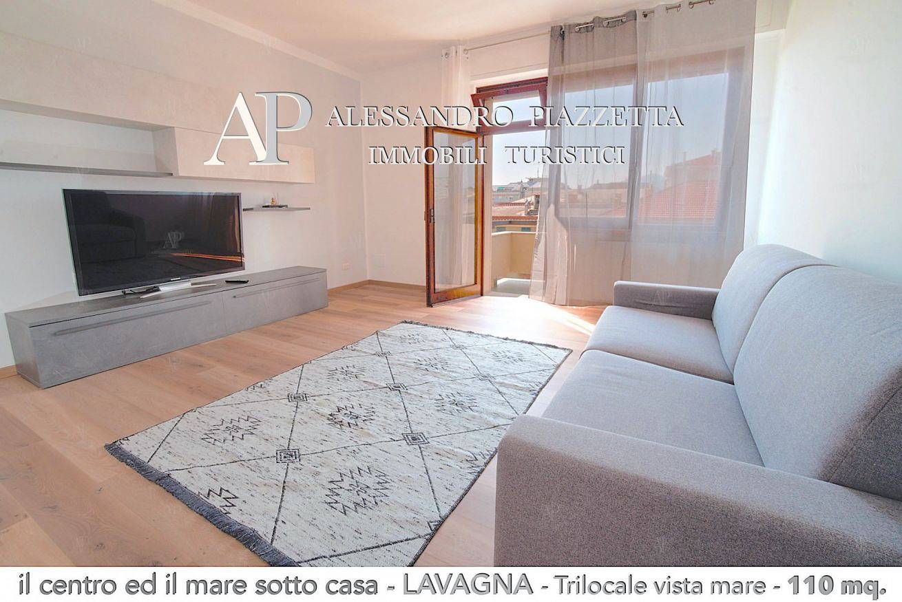 Apartamento entero, El centro y el mar debajo de la casa. in Lavagna, Lavagna Municipio