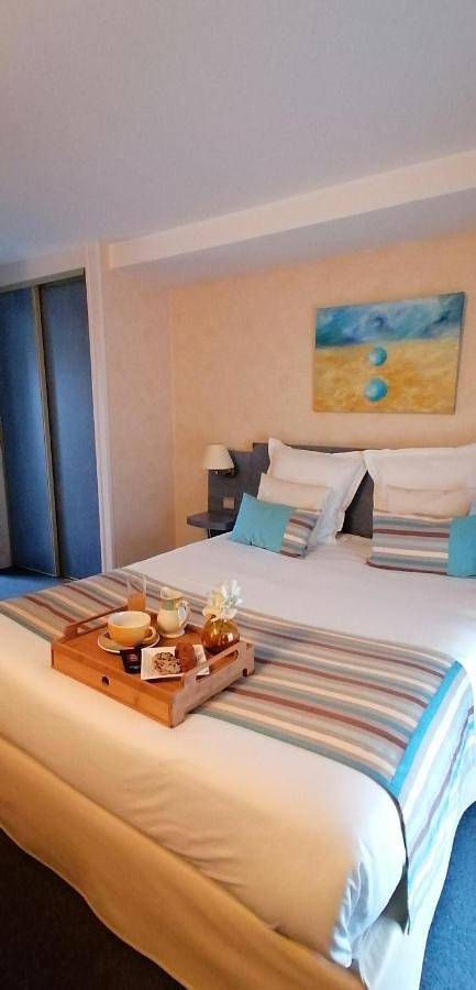 Hôtel pour 2 personnes, avec vue et jardin à Vernantes - 4