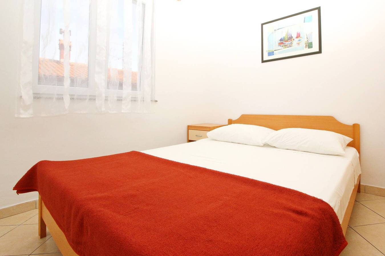 Geheel appartement, Apartment Lovincic No.3 - with Terrace, 200 m from the Beach in Zarok, Baška