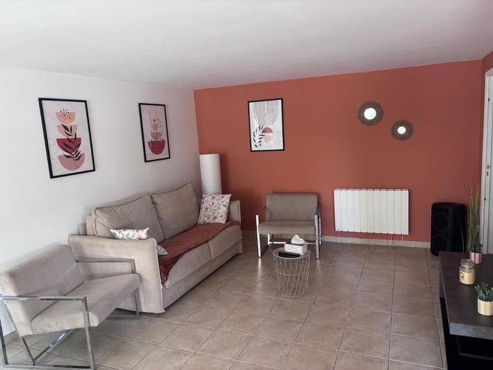 Apartamento de vacaciones para 6 personas, con jardín y piscina además de vistas y piscina para niños, Se admiten mascotas - 1