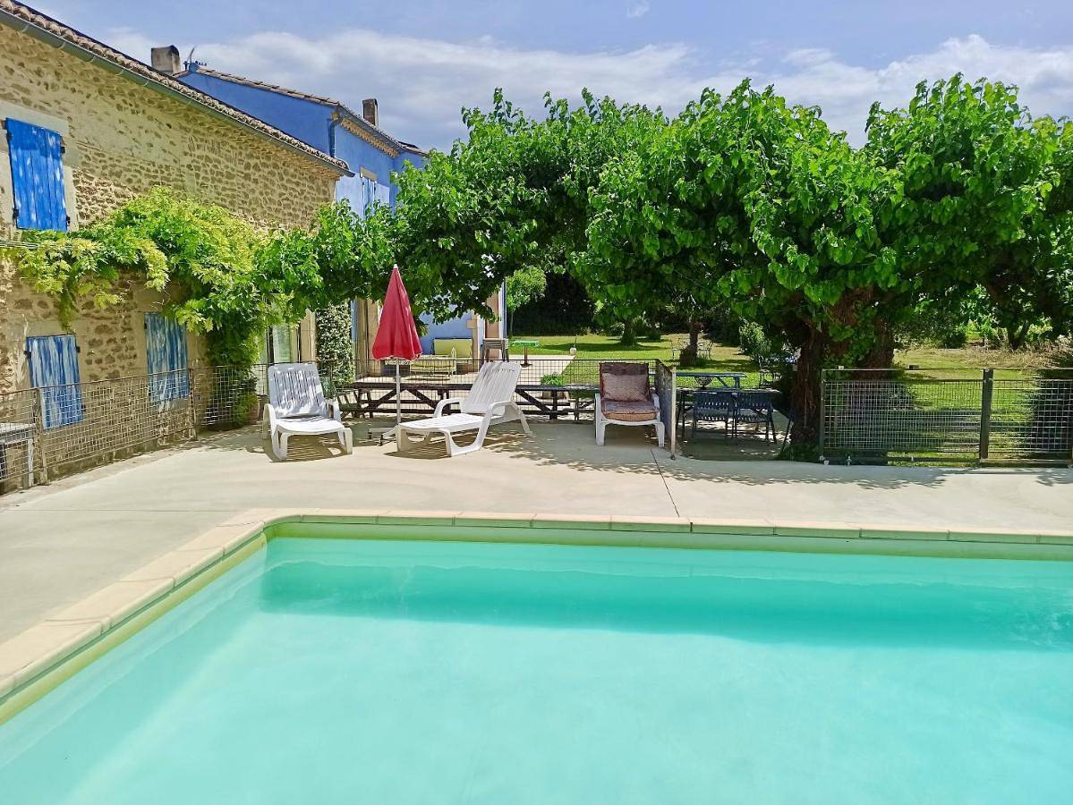 Gîte ancienne bergerie en Provence avec piscine in Richerenches, Enclave de Valreas