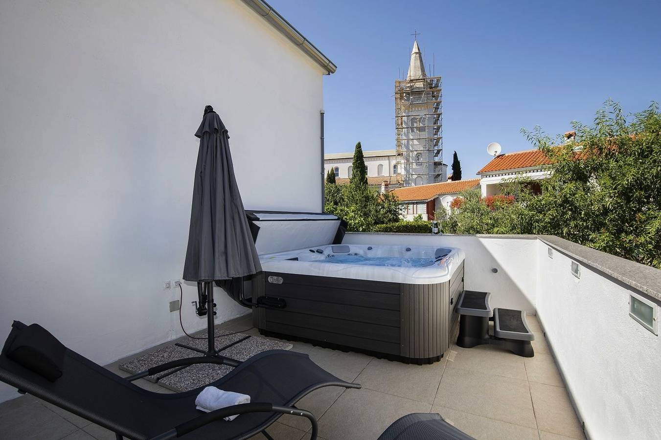 Ferienhaus mit Whirlpool 900 Meter zum Strand in Medulin Stadt, Medulin