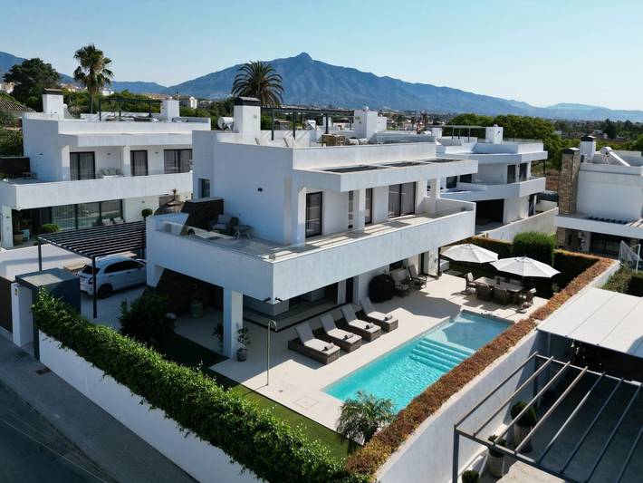 Casa rural para 10 personas, con Balcón además de Terraza y Jardín en San Pedro Alcántara - 4