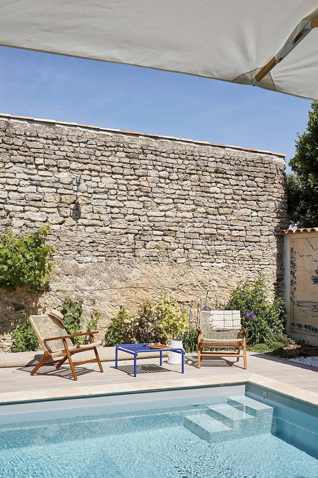 Appartement de vacances entier, Maisons de village rénovées pensées comme un hôtel in Ars-en-Ré, Île de Ré