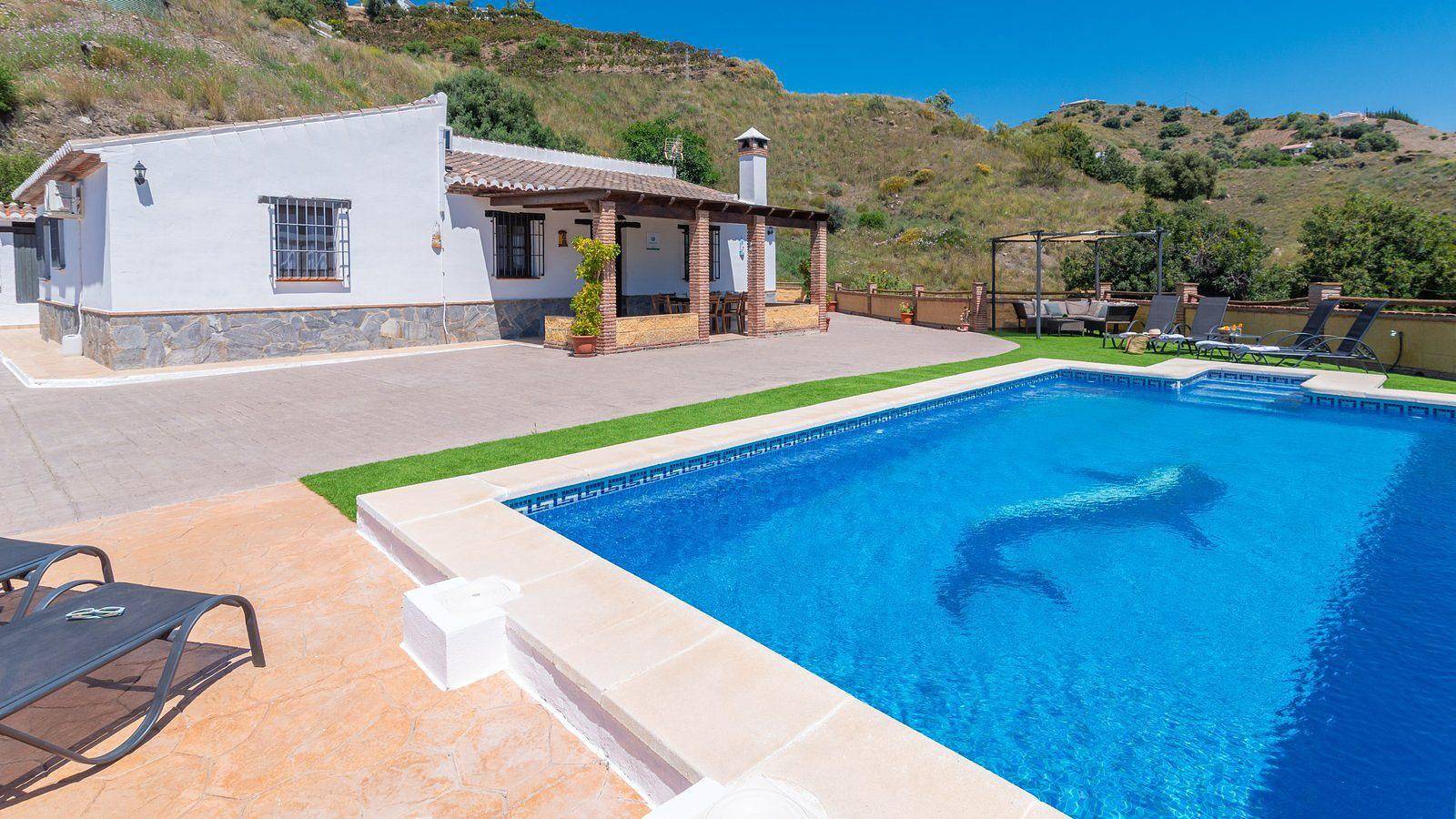 Casa María y Ana Almáchar by Ruralidays in El Borge, Málaga Provinz
