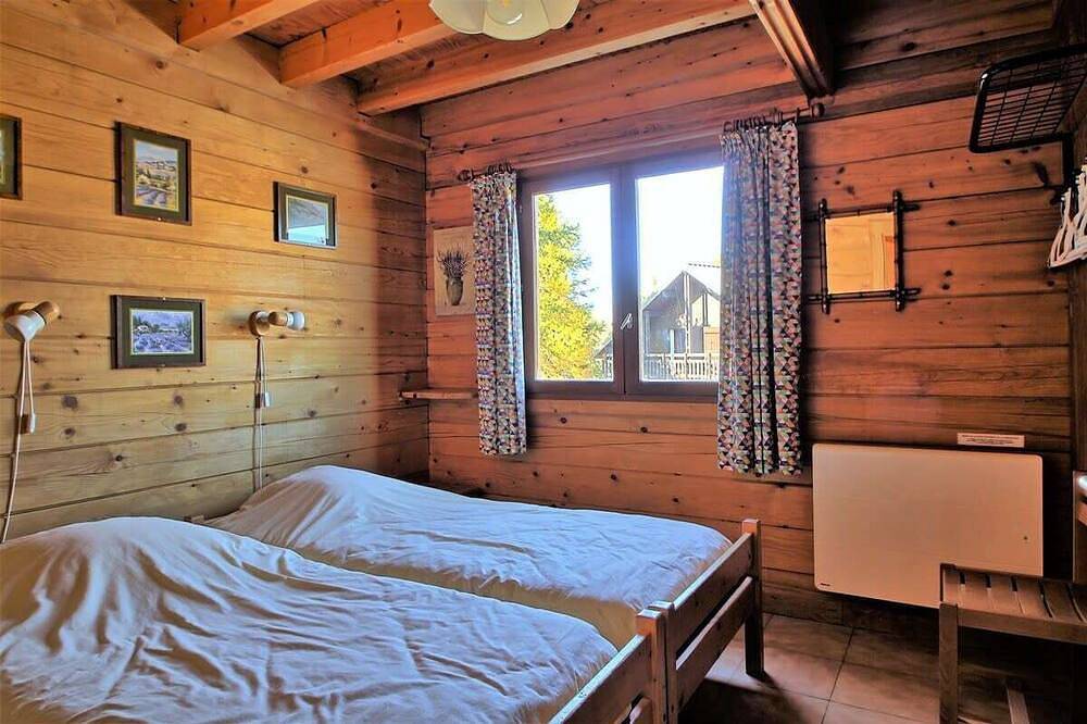 Casa-Forêt Blanche, splendide chalet in Station de Risoul, Risoul