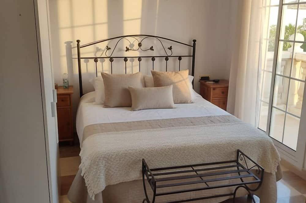 Villa Costa Dorada | Pool Bbq Beach 5min in Bellvei, Costa Dorada