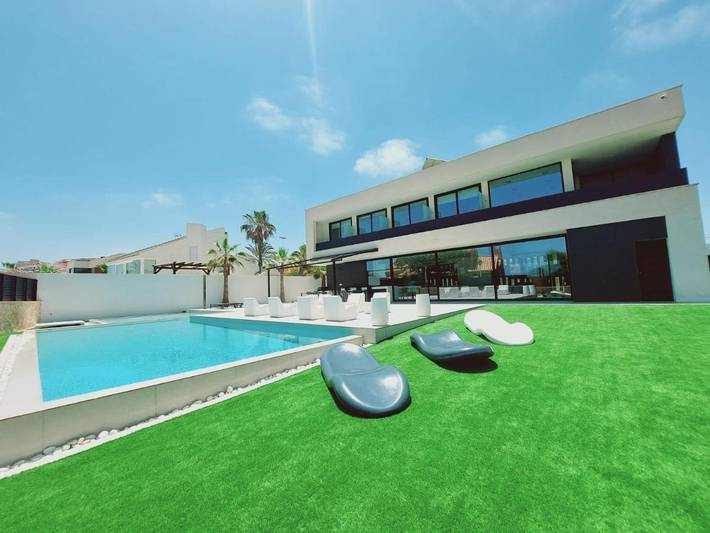 Chalet para 11 personas, con vistas y piscina para niños además de jardín y piscina, Se admiten mascotas en Campo de Cartagena - 4