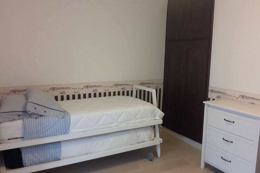 Detached house on 2 levels near the sea, newly renovated, super-equipped in Torre Olevola, Agro Pontino
