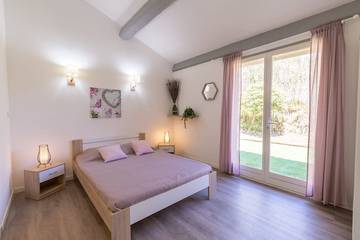 Villa pour 10 Personnes dans Hyeres, Région de Toulon, Photo 3