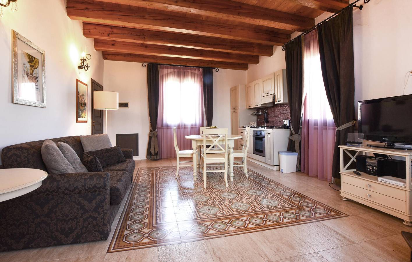 Gemütlicher Rückzugsort mit A/C, Pool, Parkplatz und Außenpool in Partinico, Palermo Provinz