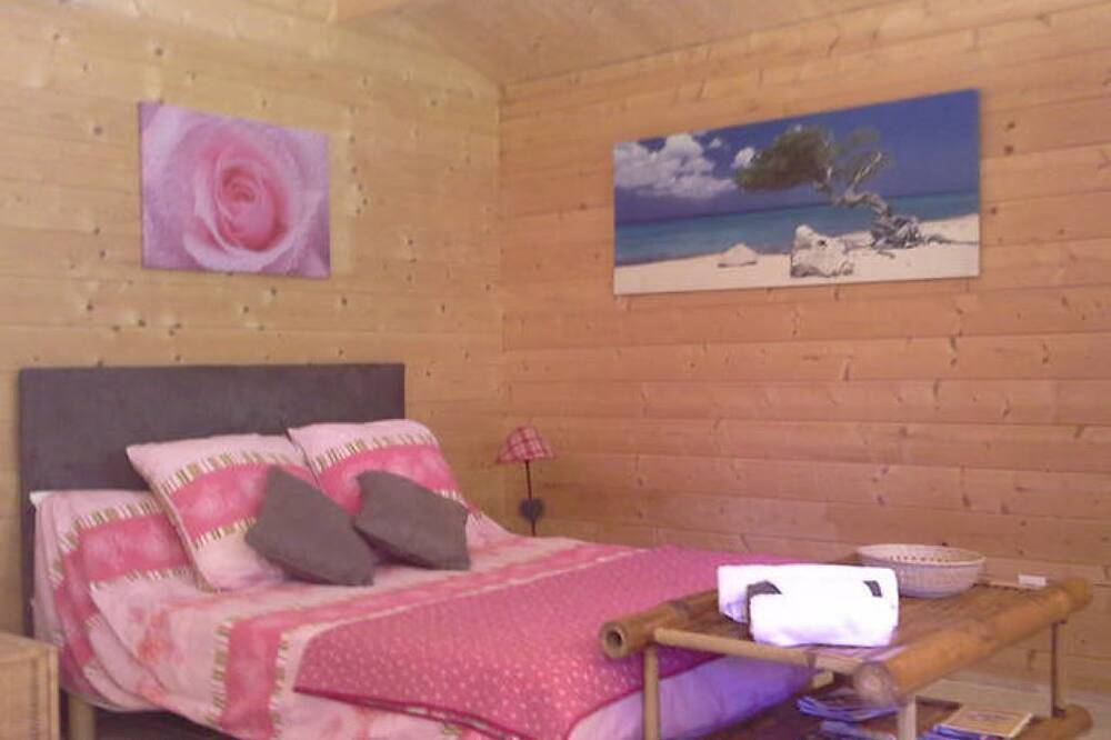 Chalet climatisé au calme, piscine, spa, 10' d'Aix-Pce, non smokers/vapers only in Bouc-Bel-Air, Côte méditerranéenne (France)