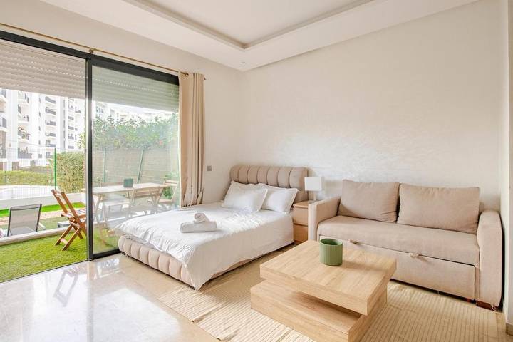 Riad pour 3 personnes, avec piscine et terrasse à Rabat