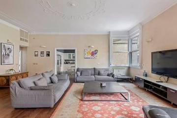Villa pour 12 personnes, avec jardin et balcon à Milan