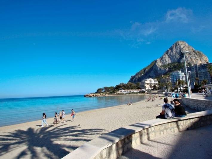 Apartamento de vacaciones para 4 personas, con piscina y balcón en Comunidad Valenciana