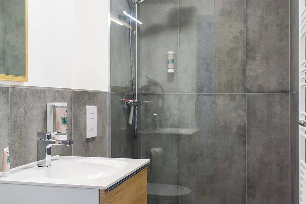 Ganze Wohnung, Stylisches Apartment im 1.Og mit Lift in Friedrichshain in Friedrichshain - Kreuzberg, Berlin