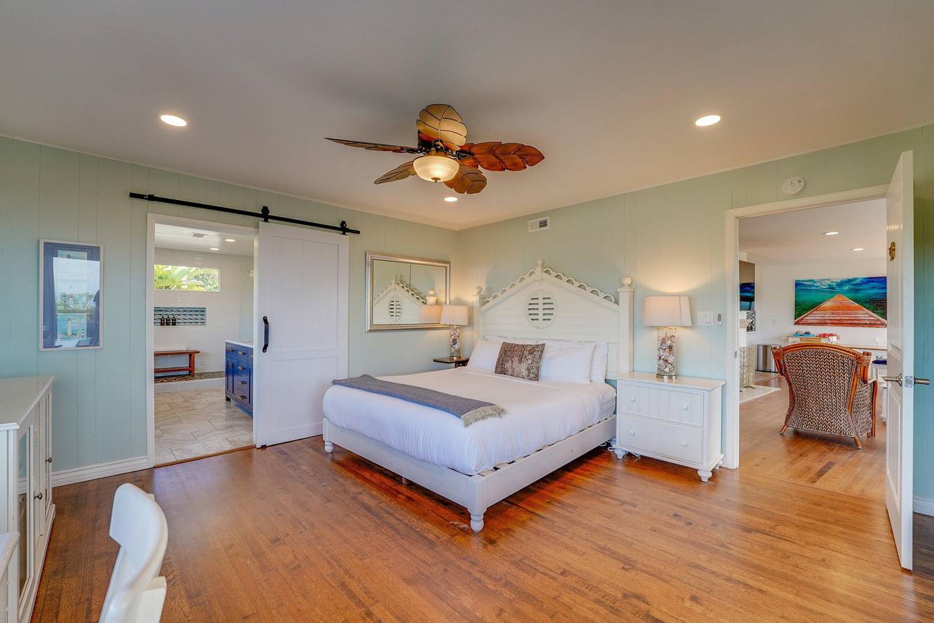 T1740 - Ocean View Estate in La Jolla, San Diego