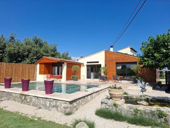 Chalet para 8 personas, con jardín además de piscina y vistas - 1