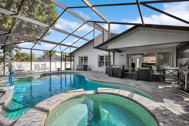 Ferienhaus für 7 Personen, mit Terrasse und Pool sowie Whirlpool, kinderfreundlich in Bonita Springs