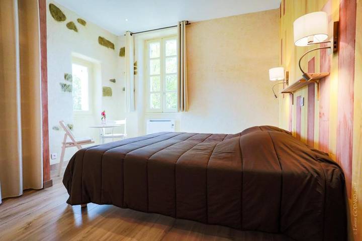 Location de vacances pour 2 personnes, avec jardin et vue à Simiane-la-Rotonde - 2