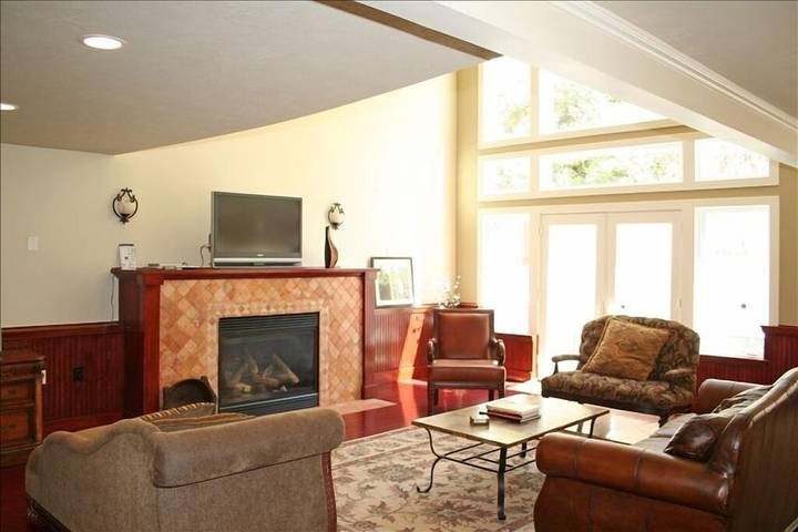 Vacation rental for 12 people, with balcony and hot tub in Park City UT
